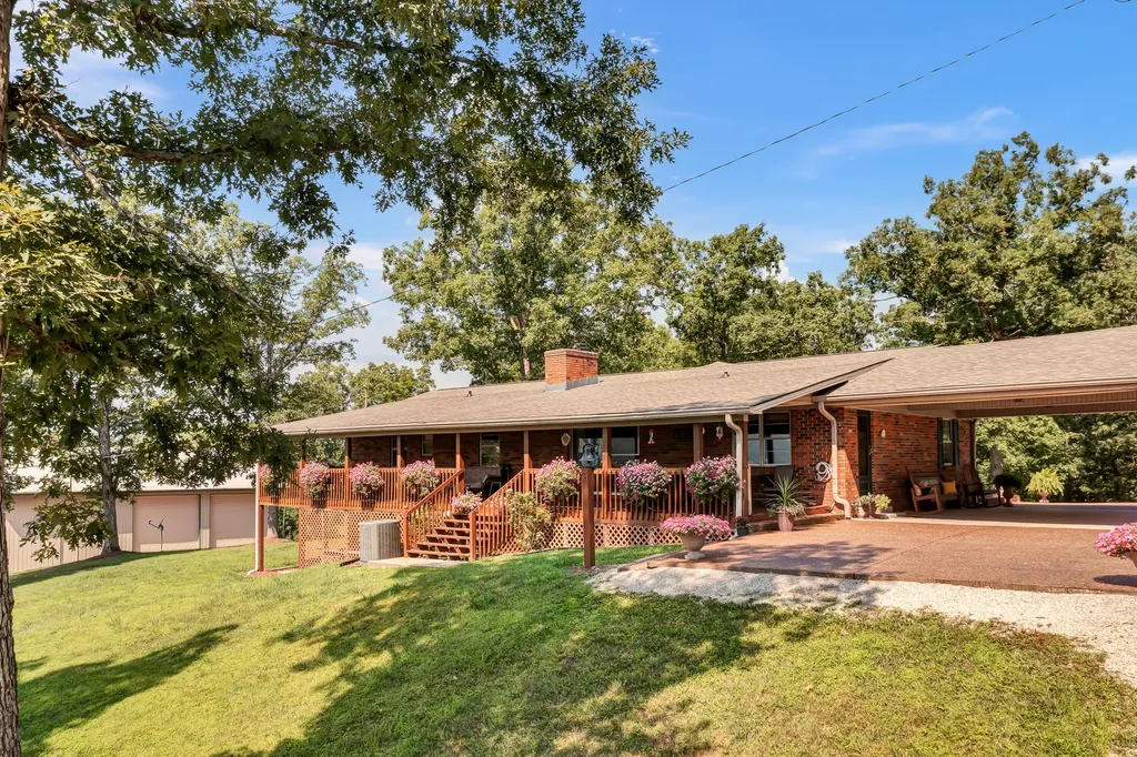 175 N Bend Road Stanton KY 40380