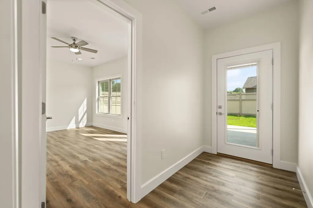 118 A W Canterbury Drive Bronston KY 42518