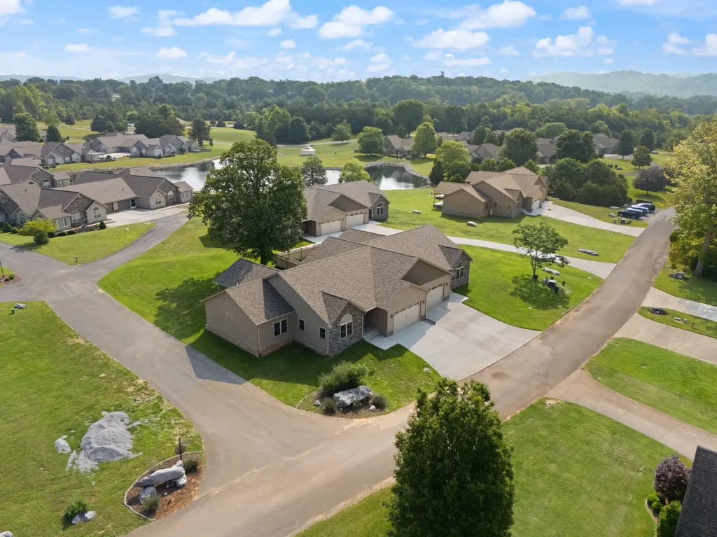 118 A W Canterbury Drive Bronston KY 42518
