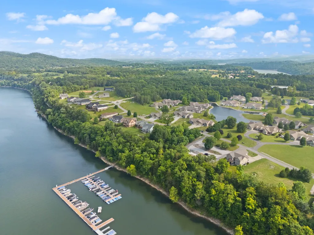 118 A W Canterbury Drive Bronston KY 42518