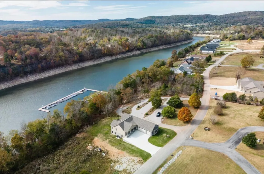 118 A W Canterbury Drive Bronston KY 42518