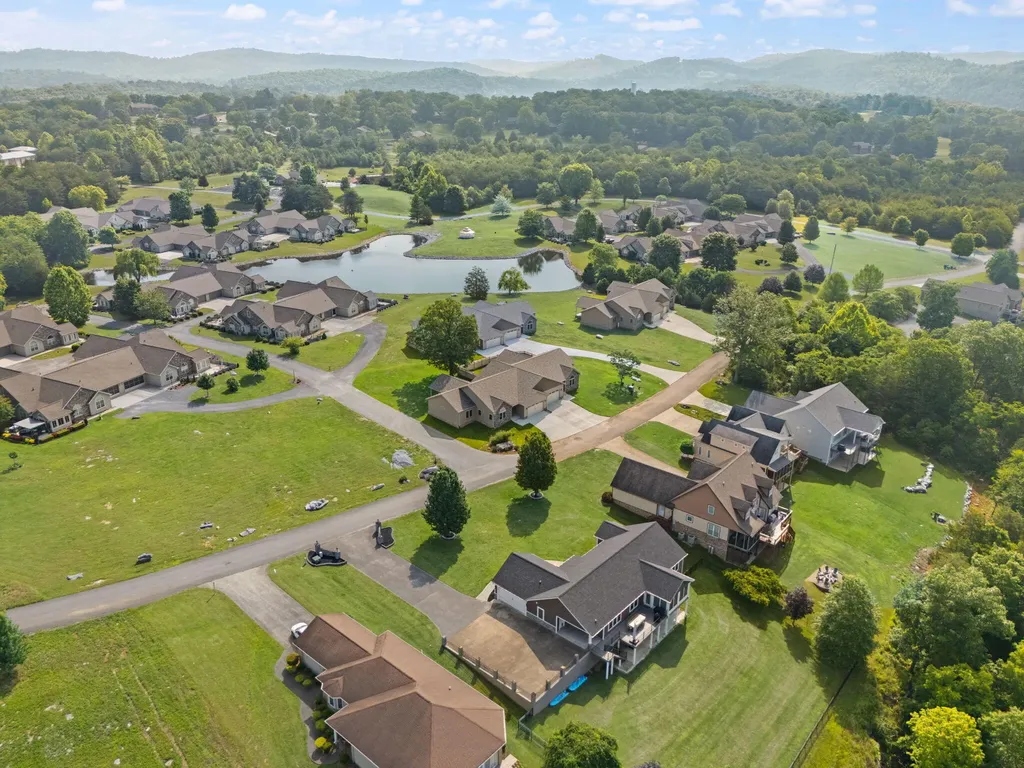 118 A W Canterbury Drive Bronston KY 42518