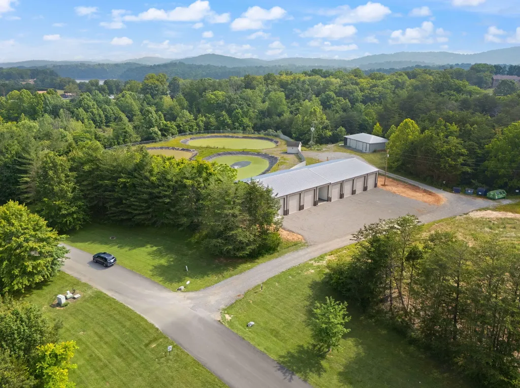 118 A W Canterbury Drive Bronston KY 42518