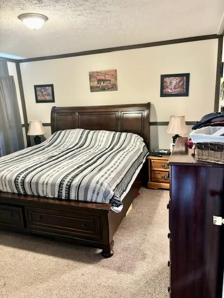 11 T Millers Way Science Hill KY 42553