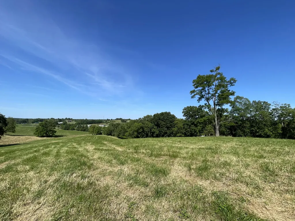 668 Creekside Farms Drive Cynthiana KY 41031