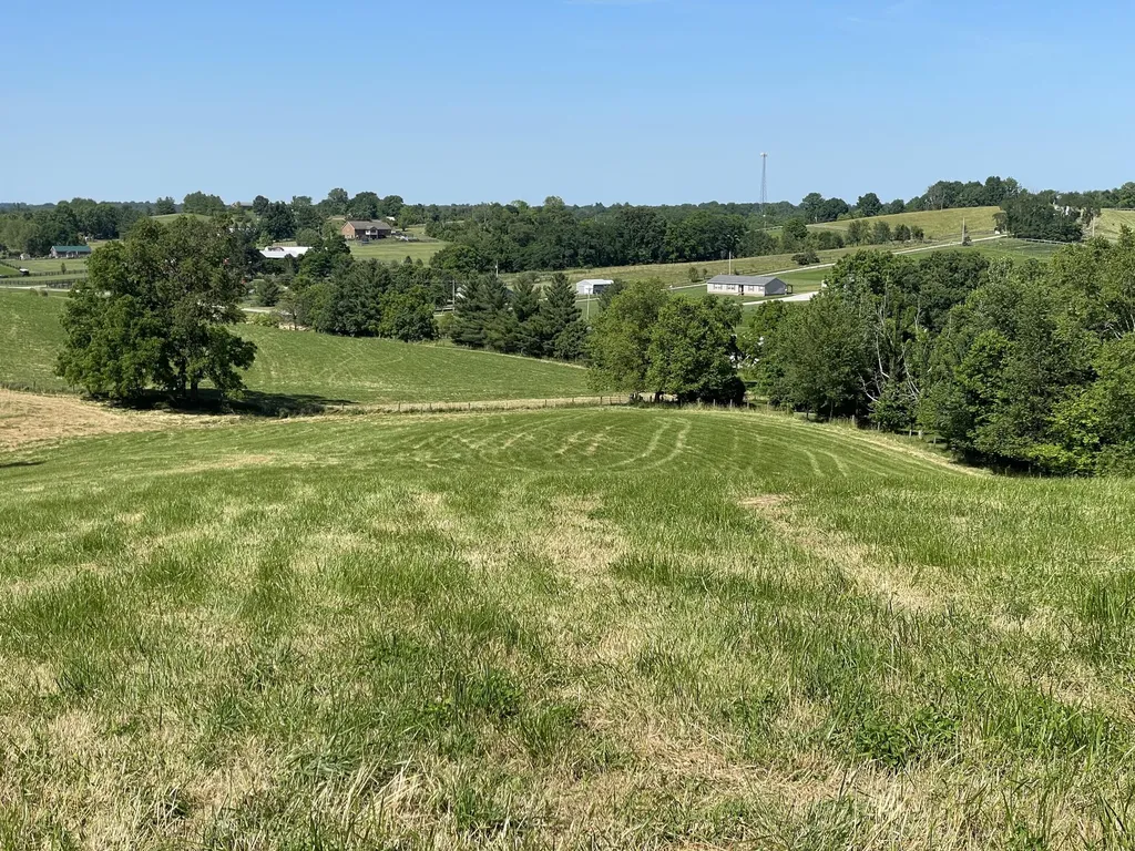 668 Creekside Farms Drive Cynthiana KY 41031
