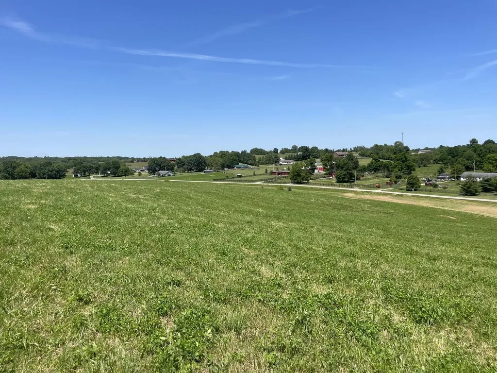 221 Eagle Ridge Lane Cynthiana KY 41031