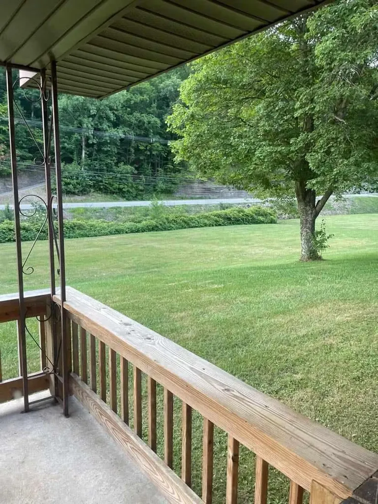 9010 Highway 421 Manchester KY 40962