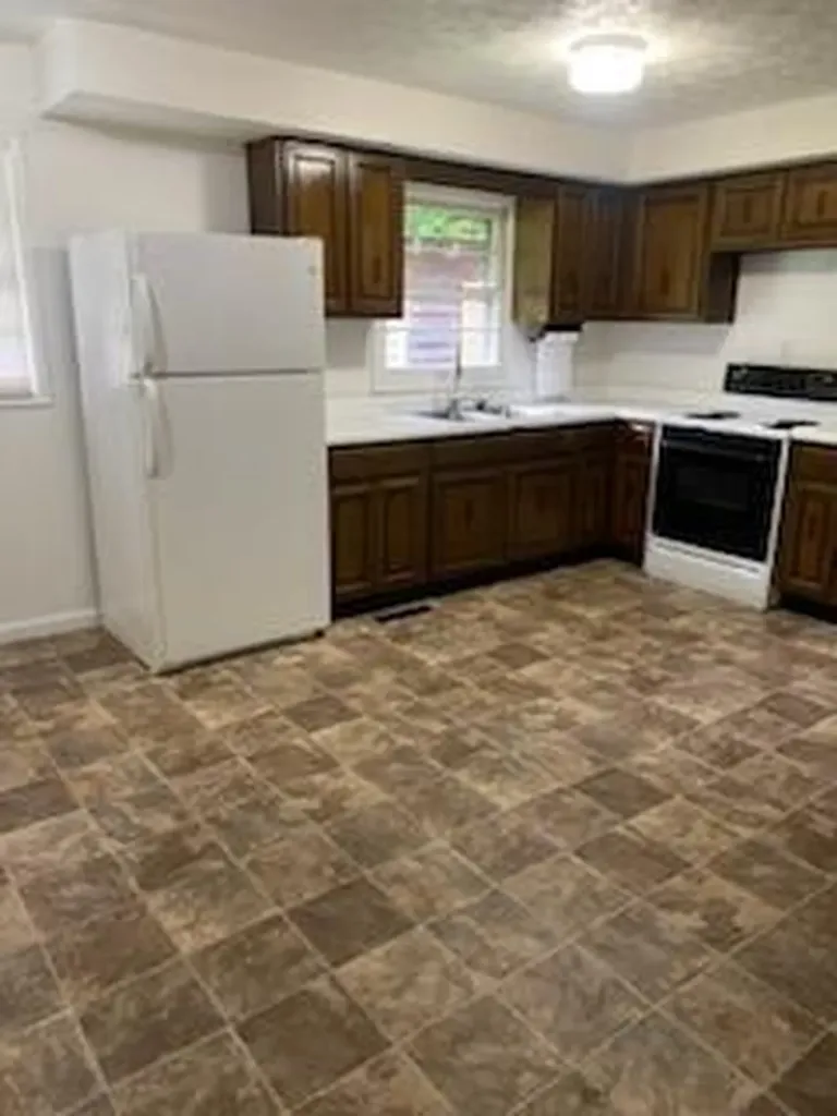 9010 Highway 421 Manchester KY 40962