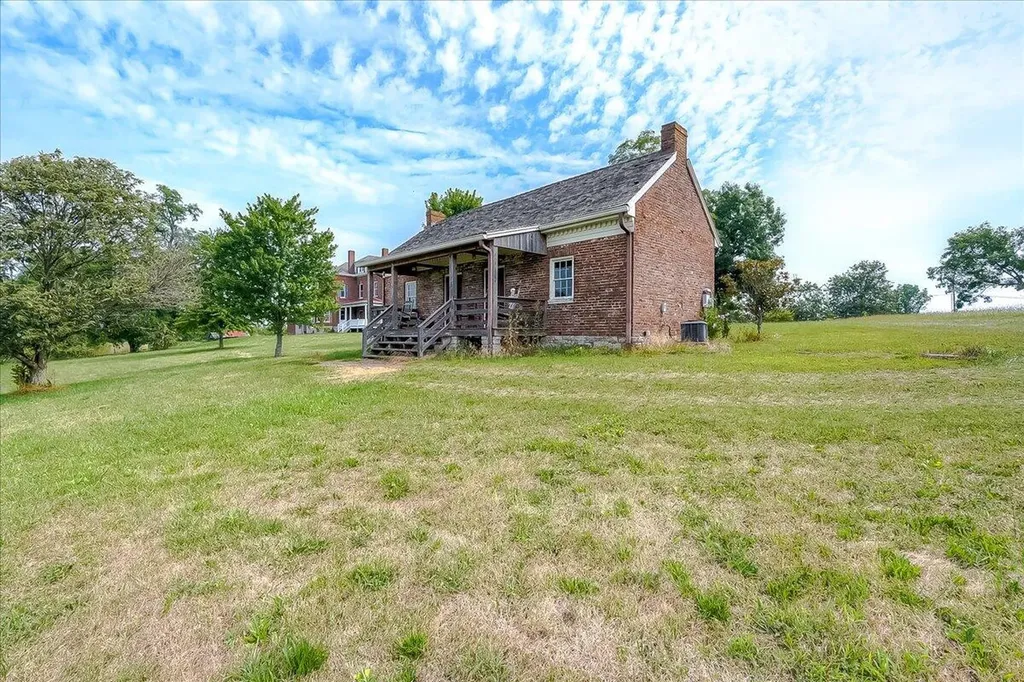2888 Bardstown Road Springfield KY 40069