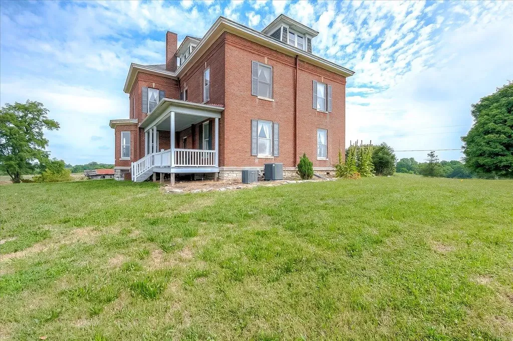 2888 Bardstown Road Springfield KY 40069