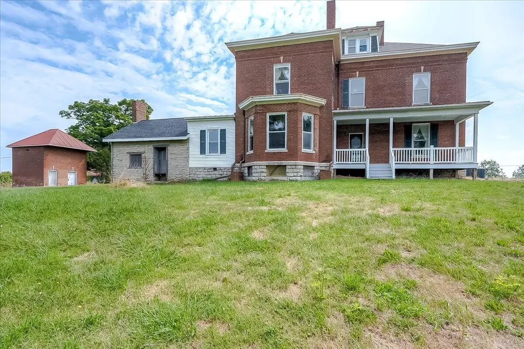 2888 Bardstown Road Springfield KY 40069