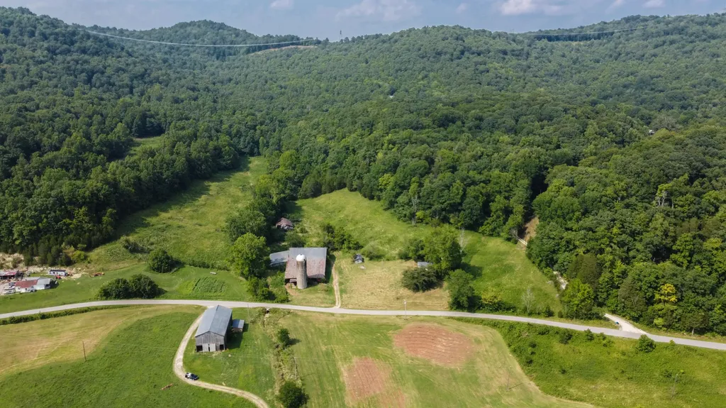 2892 Quicks Run Road Vanceburg KY 41179