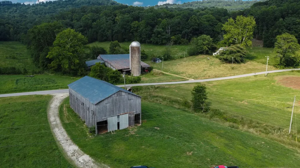 2892 Quicks Run Road Vanceburg KY 41179
