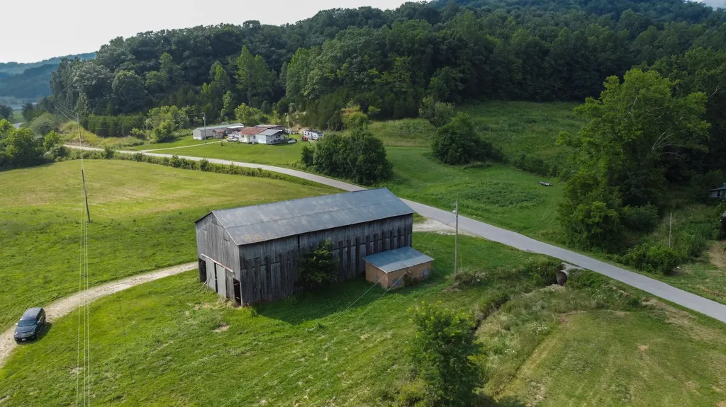 2892 Quicks Run Road Vanceburg KY 41179