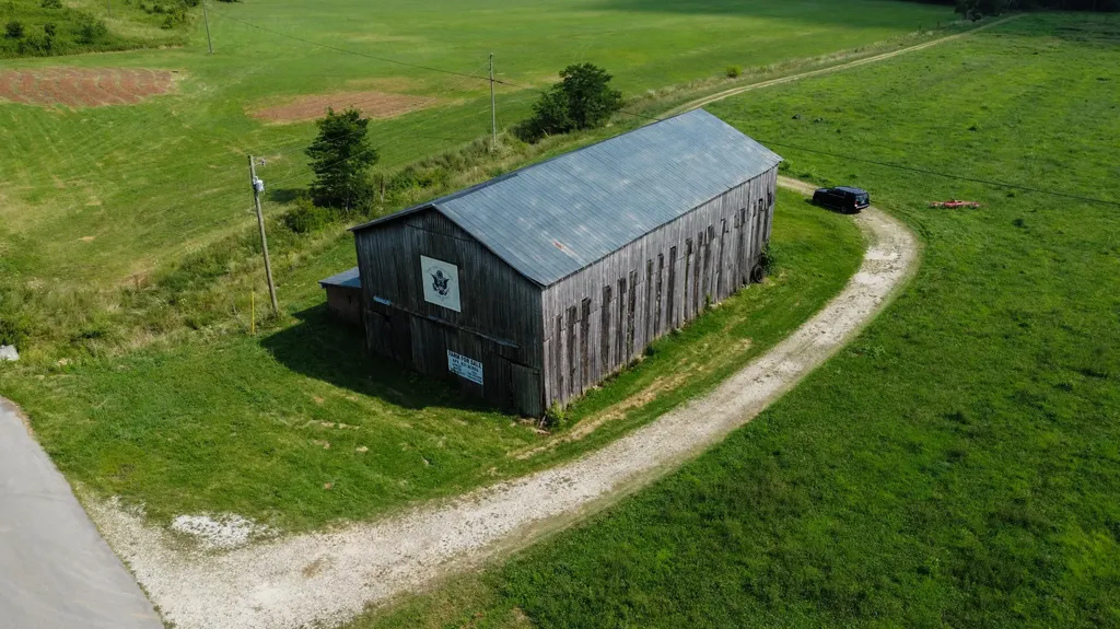2892 Quicks Run Road Vanceburg KY 41179