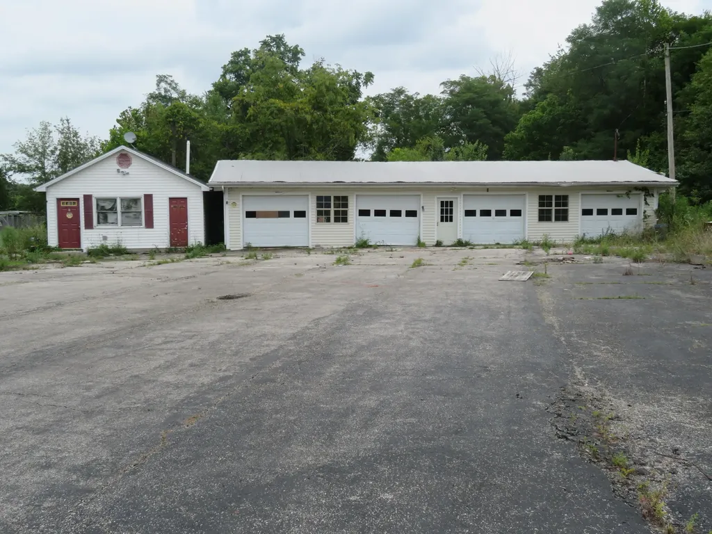 7670 Chase Lane Jeffersonville KY 40337