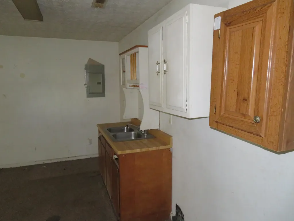 7670 Chase Lane Jeffersonville KY 40337