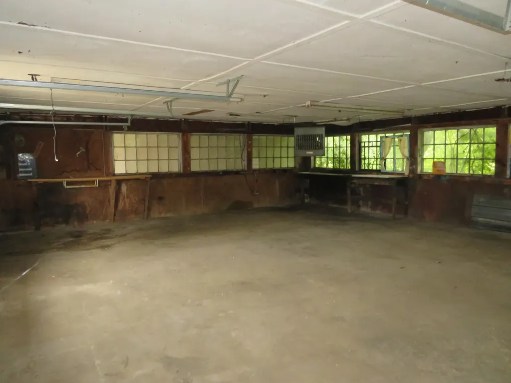 7670 Chase Lane Jeffersonville KY 40337