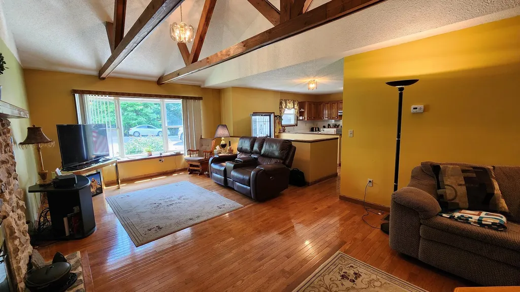 55 Lakeview Drive Albany KY 42602