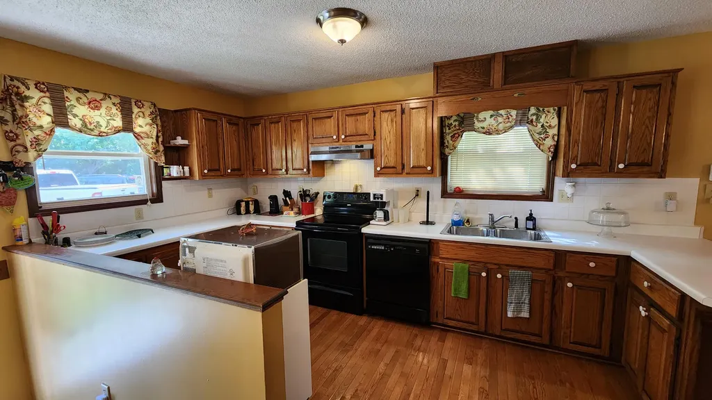 55 Lakeview Drive Albany KY 42602