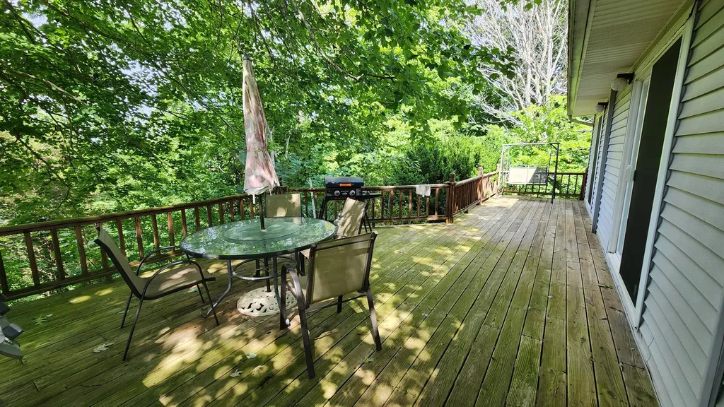55 Lakeview Drive Albany KY 42602