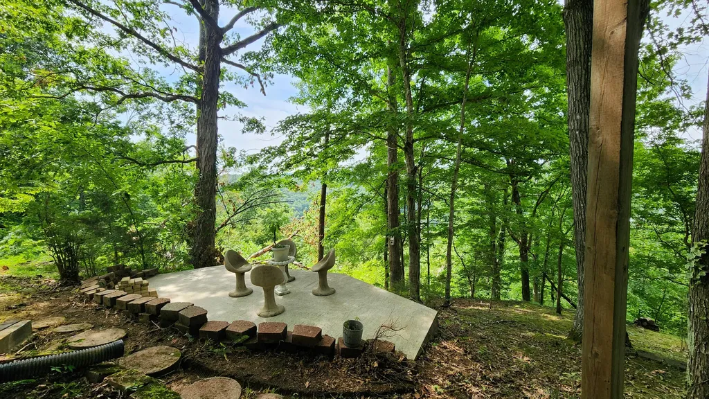 55 Lakeview Drive Albany KY 42602