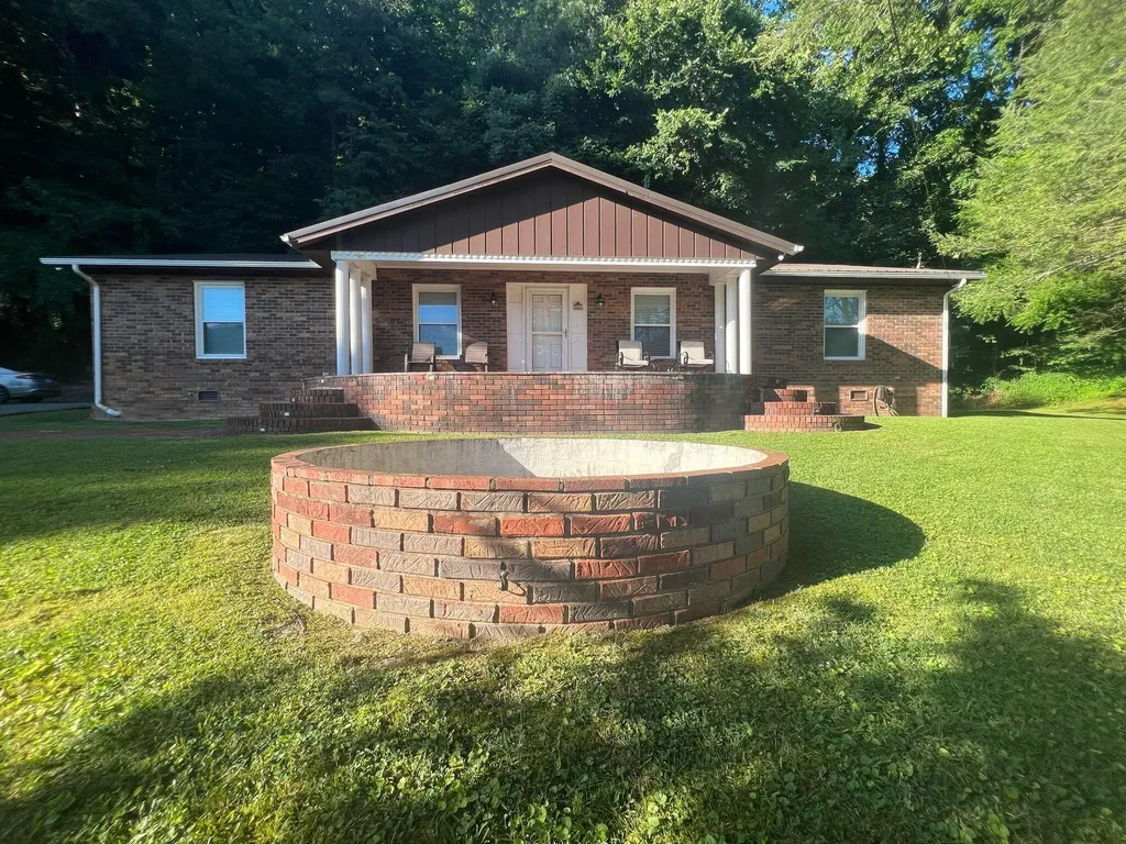 97 Simonton Drive Harlan KY 40831