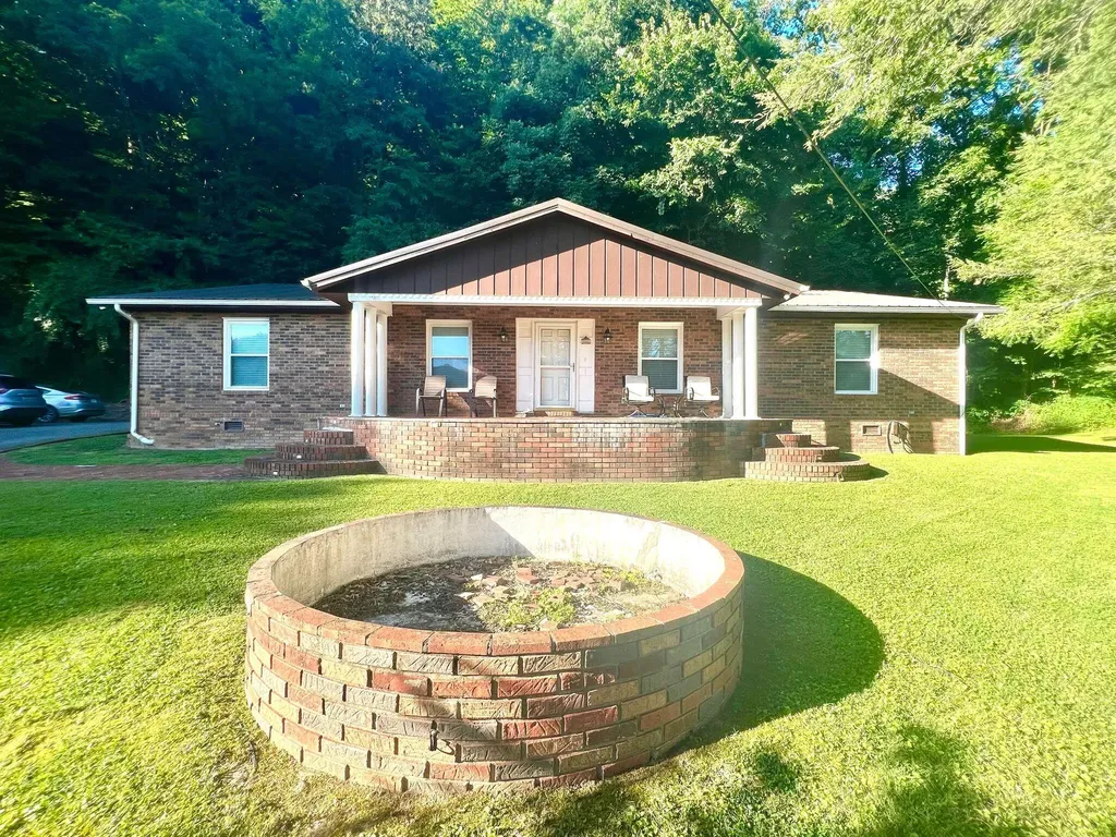 97 Simonton Drive Harlan KY 40831