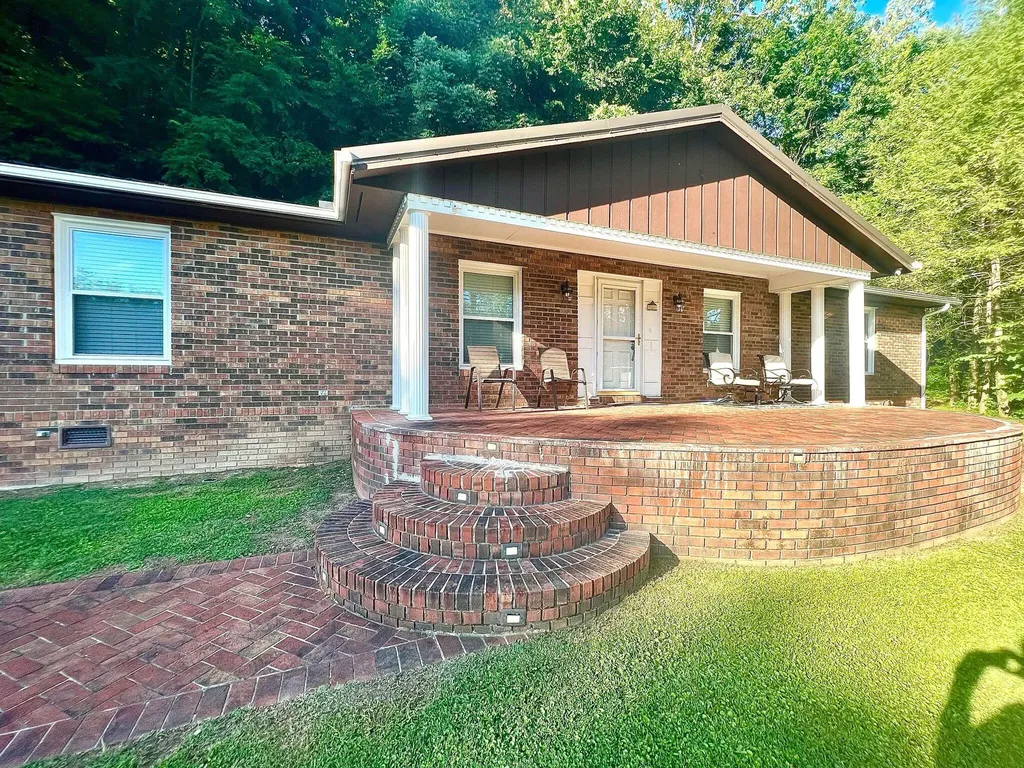 97 Simonton Drive Harlan KY 40831