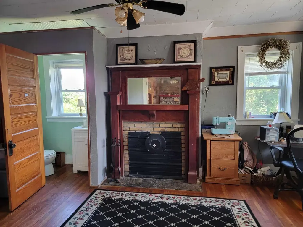 159 E Walnut Street Mount Olivet KY 41064