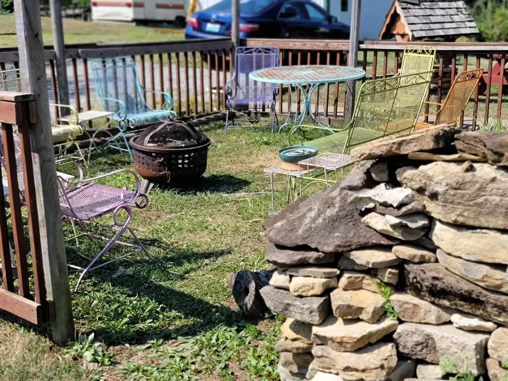 159 E Walnut Street Mount Olivet KY 41064