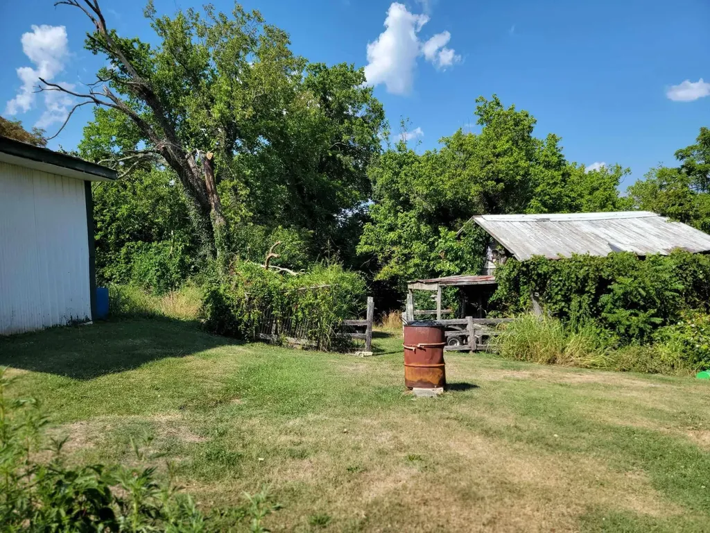 159 E Walnut Street Mount Olivet KY 41064