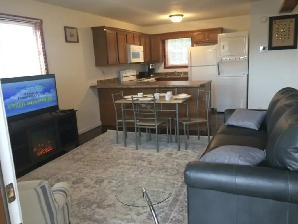 1655 Ky-92 Jamestown KY 42629