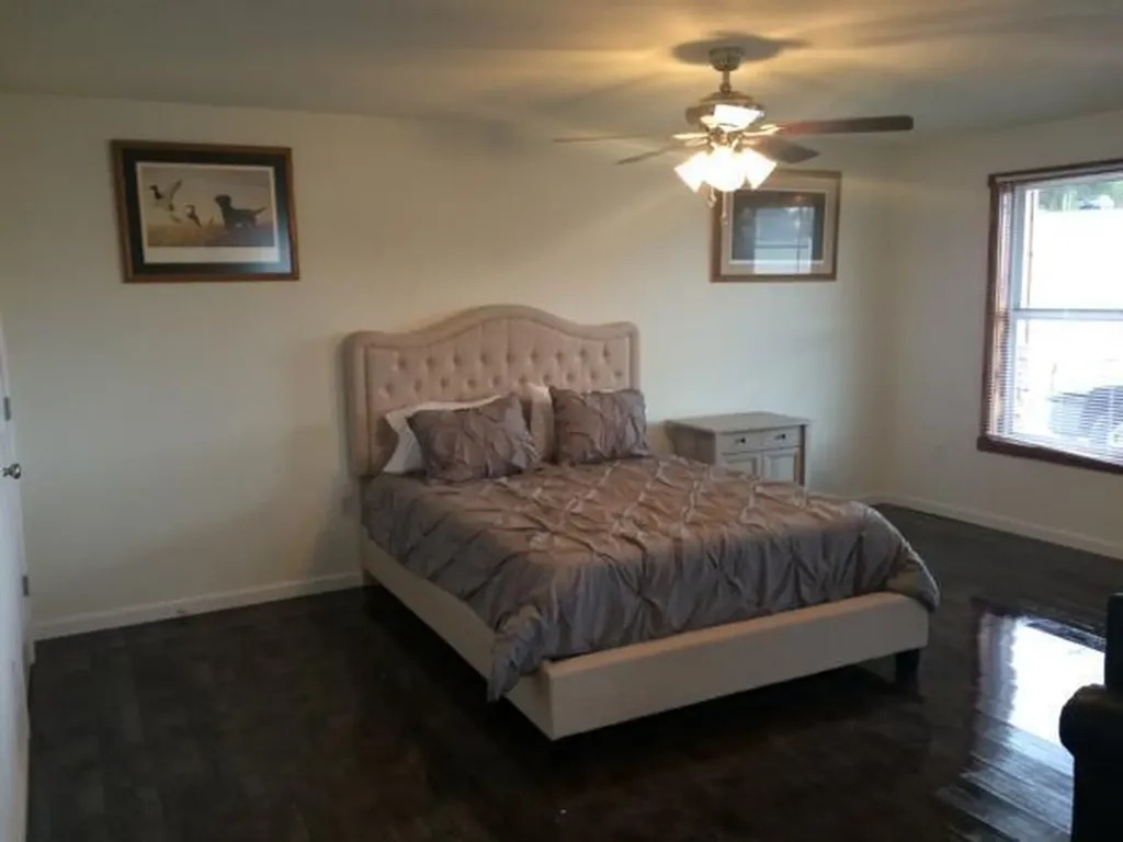 1655 Ky-92 Jamestown KY 42629