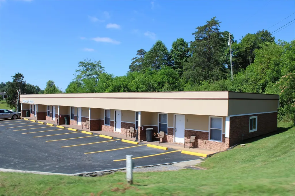 1655 Ky-92 Jamestown KY 42629