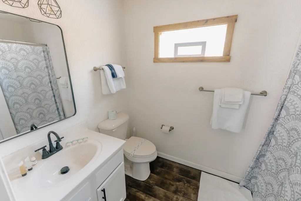 1655 Ky-92 Jamestown KY 42629