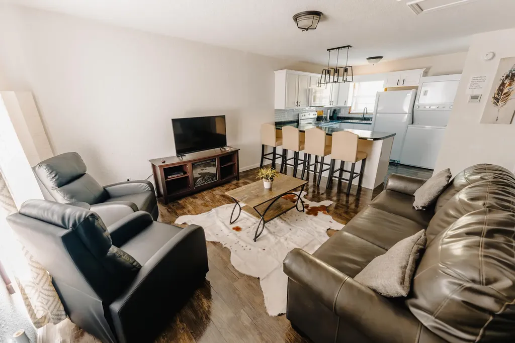 1655 Ky-92 Jamestown KY 42629