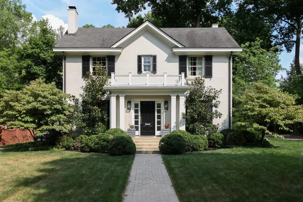 Lexington KY, 1220 Eldemere Road
