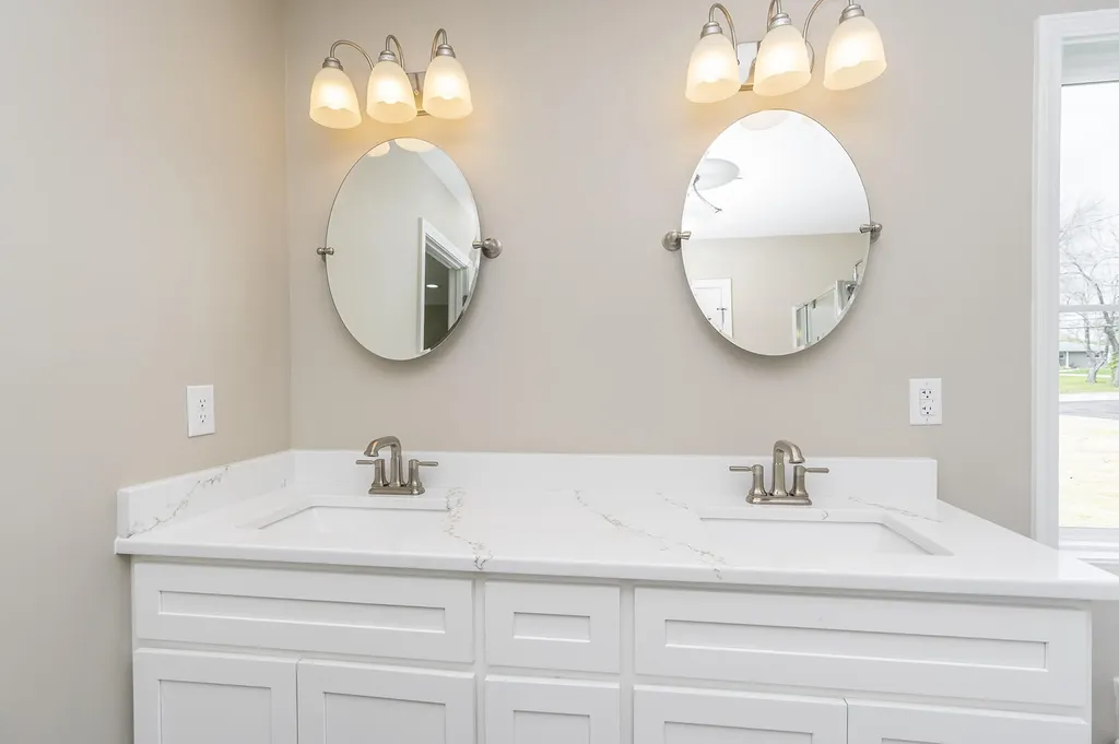 100 Park Ridge Drive Paris KY 40361