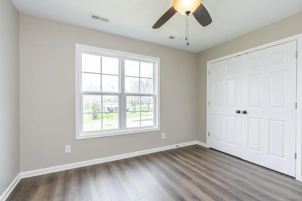 100 Park Ridge Drive Paris KY 40361