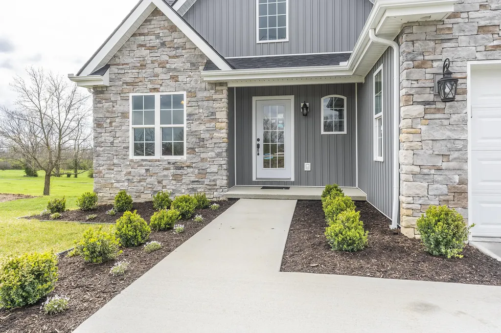 100 Park Ridge Drive Paris KY 40361