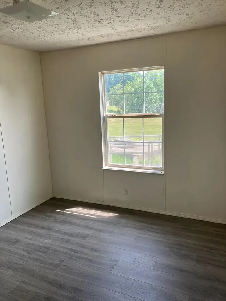 7180 Key Highway 356 Cynthiana KY 41031