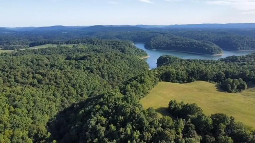 371 Dug Road Monticello KY 42633