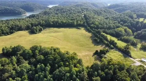 371 Dug Road Monticello KY 42633