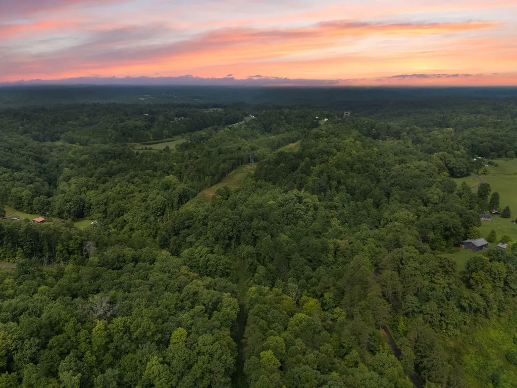 118 Bush Road Beattyville KY 41311