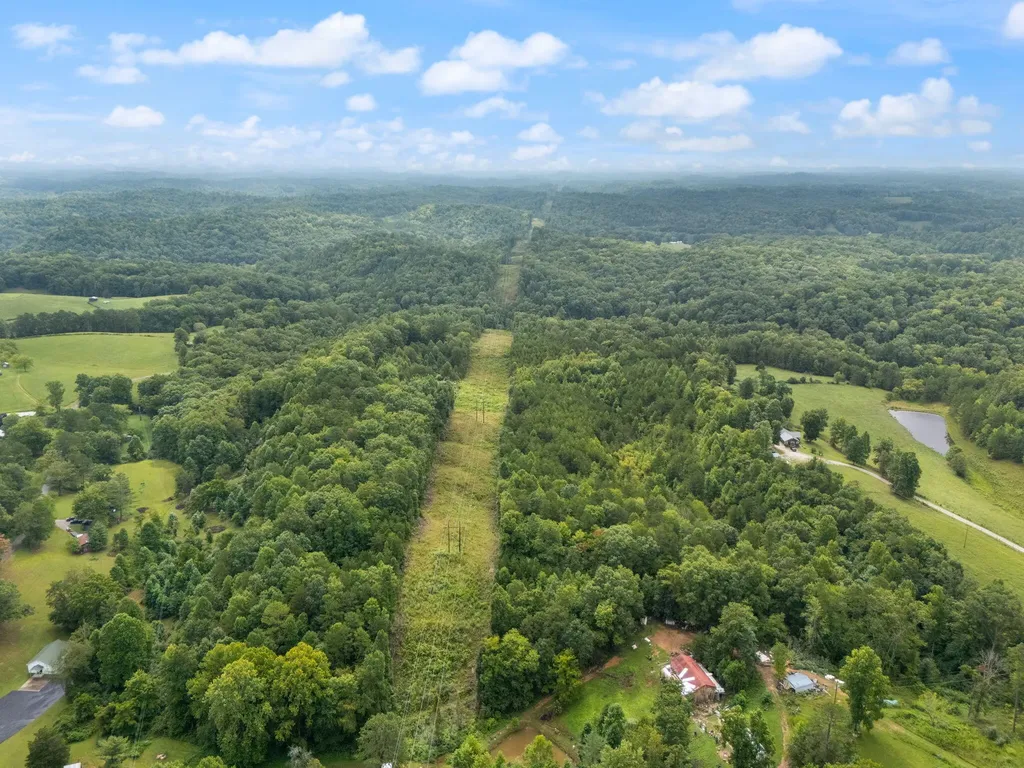 118 Bush Road Beattyville KY 41311