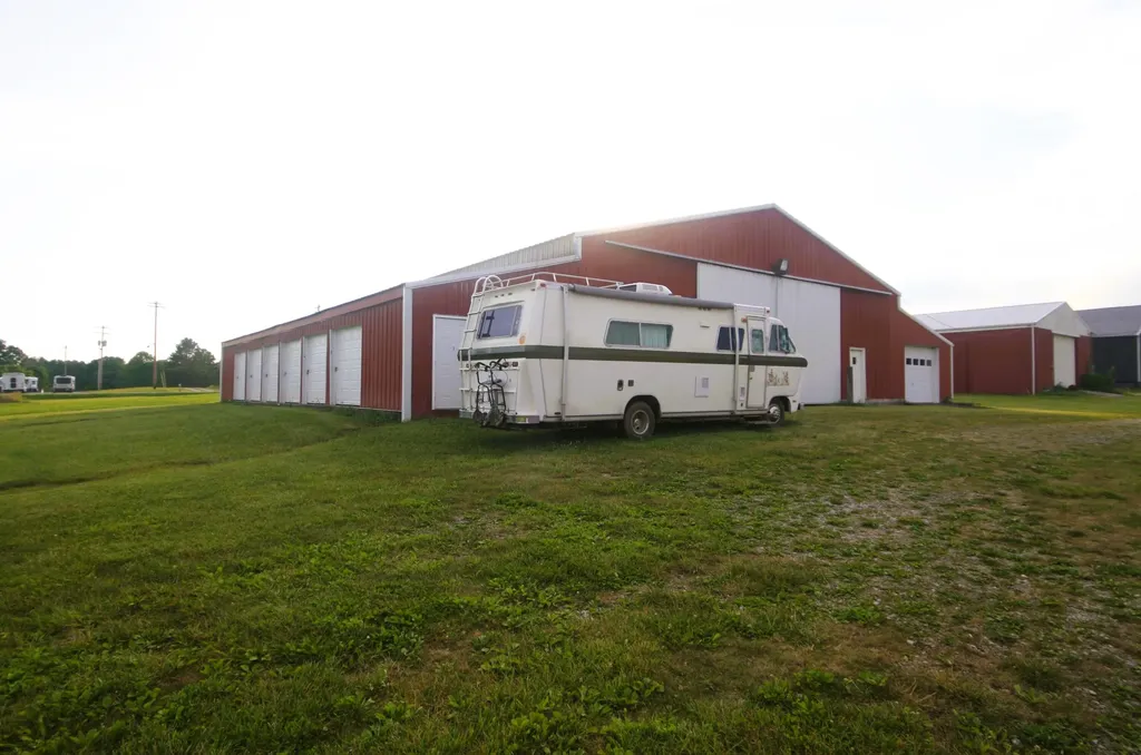5689 State Highway 290 Mckee KY 40447