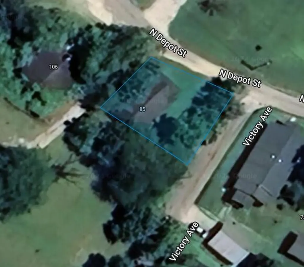 85 N Depot Street Woodbine KY 40771
