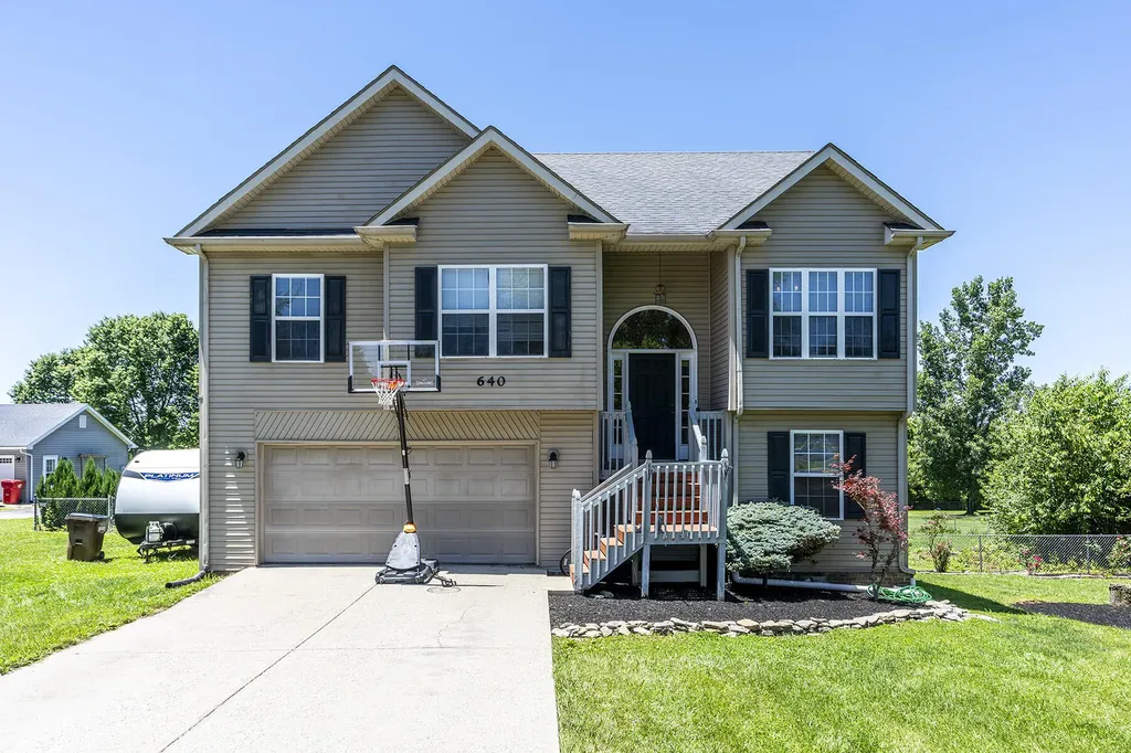640 King Luke Court Berea KY 40403